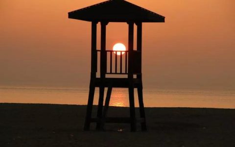 厦门海滩，海上日出